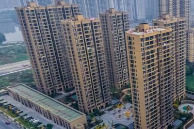 2016年鄭州最后一場土拍結(jié)果 三宗地塊均底價(jià)成交，鄭州房地產(chǎn)市場呈現(xiàn)降溫態(tài)勢(shì)